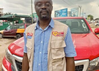 Over 10 heavily armed men attack Journalist Erastus Asare Donkor and crew at a galamsey site