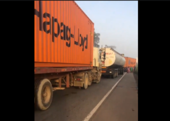 Heavy traffic on the Accra-Kumasi highway