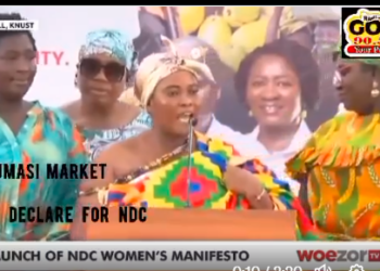 Watch Kumasi market women beg Mahama and declare support for him
