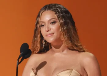 Beyonce dubbed greatest 21st century pop star
