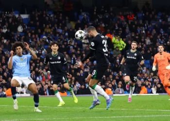 Manchester City draws with Feyenoord after throwing away 3:0 lead