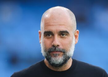 Pep Guardiola extends contract with Manchester City