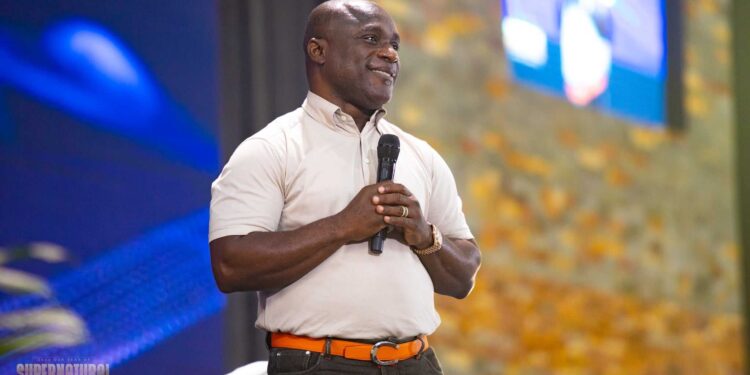 “God is not a liar, you either did not hear from God well, or you lied” – Manasseh Azure fires Rev. Kusi Boateng