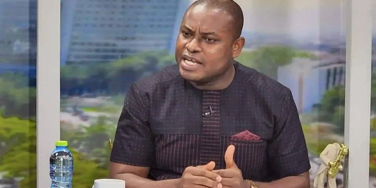 “Kwasia like you” – Netizen blast Richard Ahiagbah over comments on Mahama’s silence on Pooley’s death