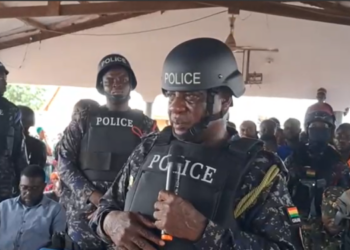 “Lay down your arms, we’ll recruit you into Police Service” – IGP ‘sweet-talk’ Bawku youths